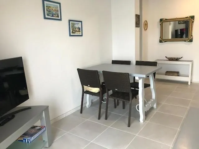 Elena * Denia